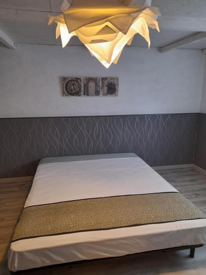 Smith Cosy ξενώνας Châteaumeillant Εξωτερικό φωτογραφία