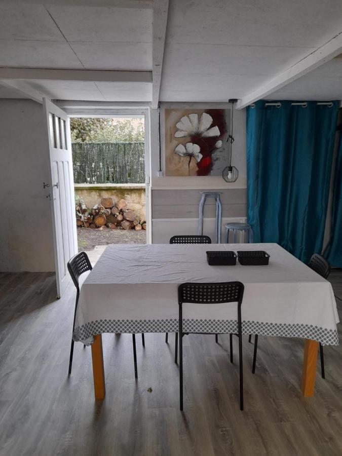Smith Cosy ξενώνας Châteaumeillant Εξωτερικό φωτογραφία